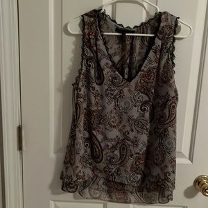 White House Black Market paisley print sleeveless blouse